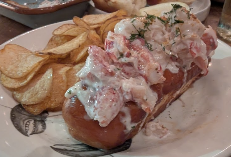 The Optimist signature dishes Lobster Roll
Georgia White Shrimp
Wood-Fired Oysters